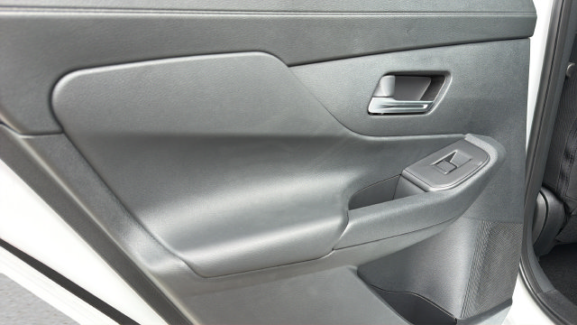 New 2027 Nissan Sentra SV w/ SV Convenience Package FWD image 18