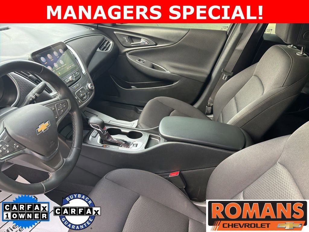 Used 2025 Chevrolet Malibu RS FWD image 11