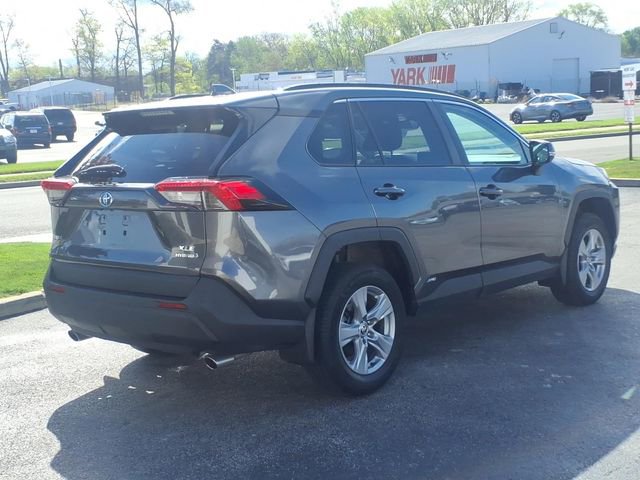 Certified 2022 Toyota RAV4 XLE w/ Convenience Package AWD/4WD image 22