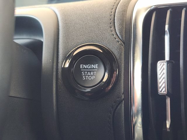 Used 2025 Ford Expedition Tremor AWD/4WD image 9