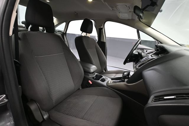 Used 2012 Ford Focus SEL FWD image 40