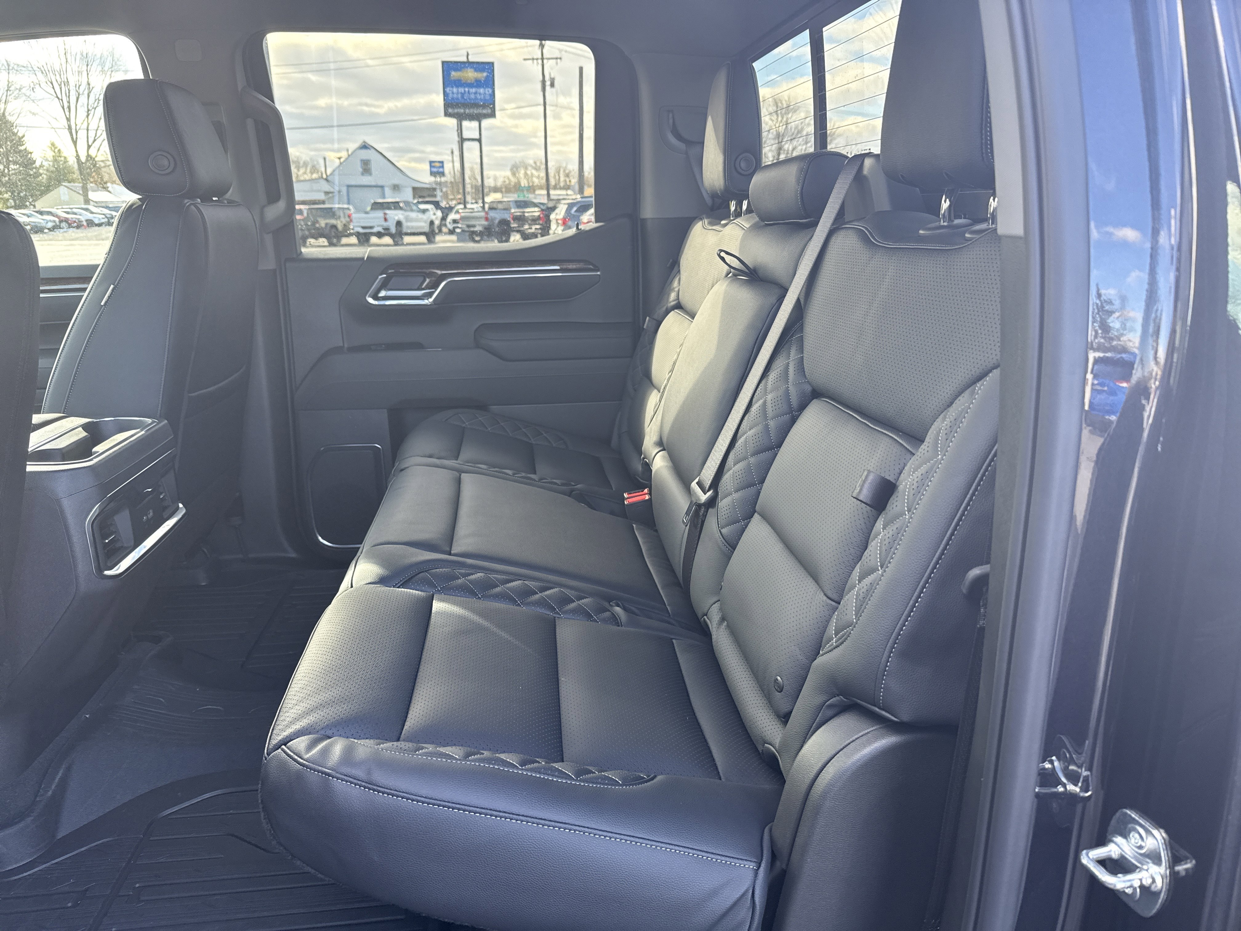 New 2026 GMC Sierra 1500 Elevation image 31