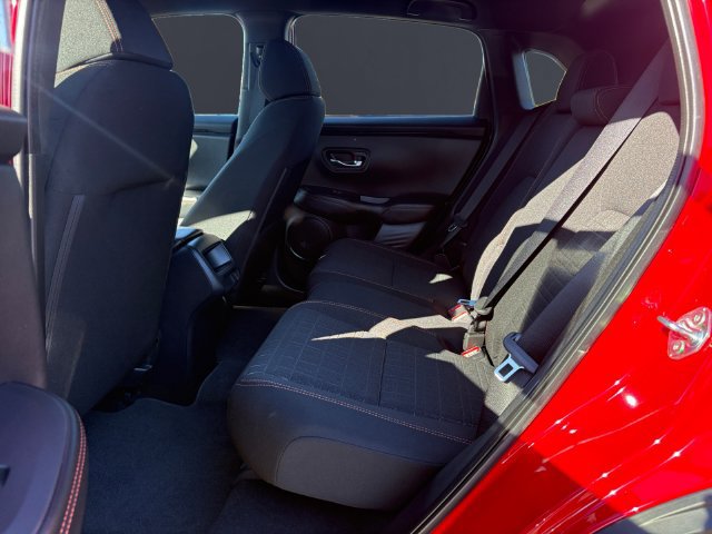 Used 2024 Honda HR-V Sport image 13