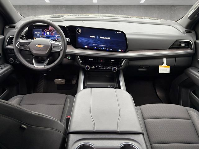 Used 2025 Chevrolet Suburban LS image 20