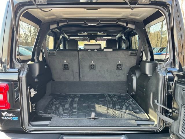 Used 2024 Jeep Wrangler Unlimited Rubicon 4xe image 8