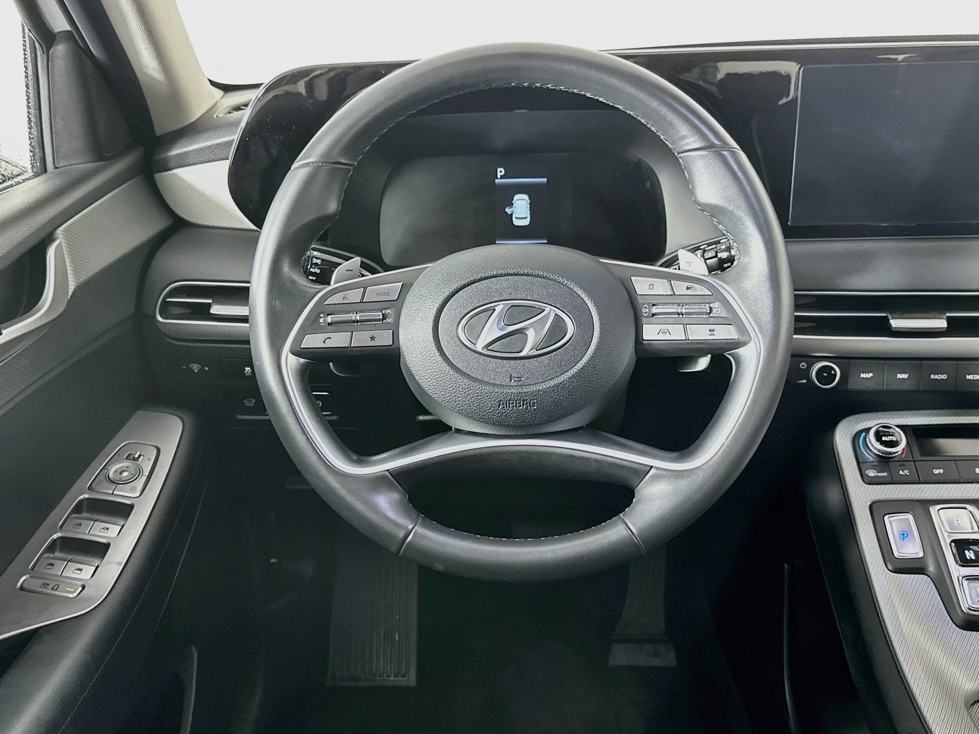 Used 2025 Hyundai Palisade SEL FWD image 18