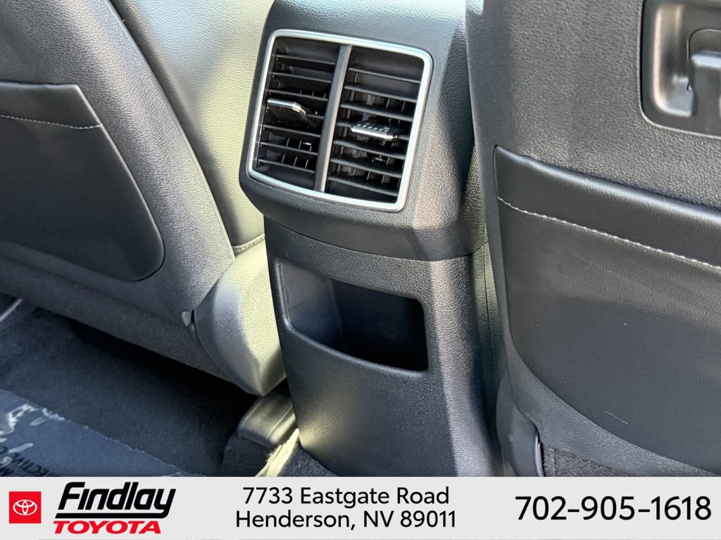 Used 2026 Kia Sportage EX w/ EX Panorama Roof Package FWD image 14