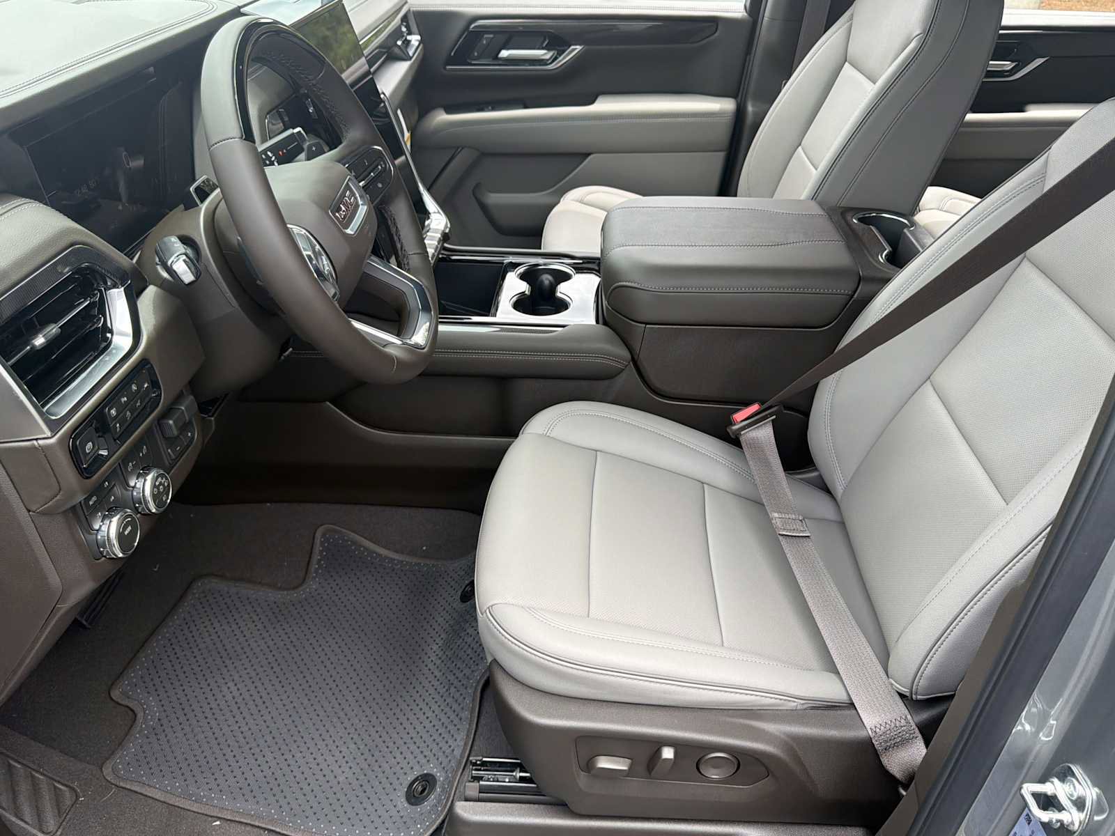 New 2026 GMC Yukon Elevation w/ Elevation Premium Package AWD/4WD image 20