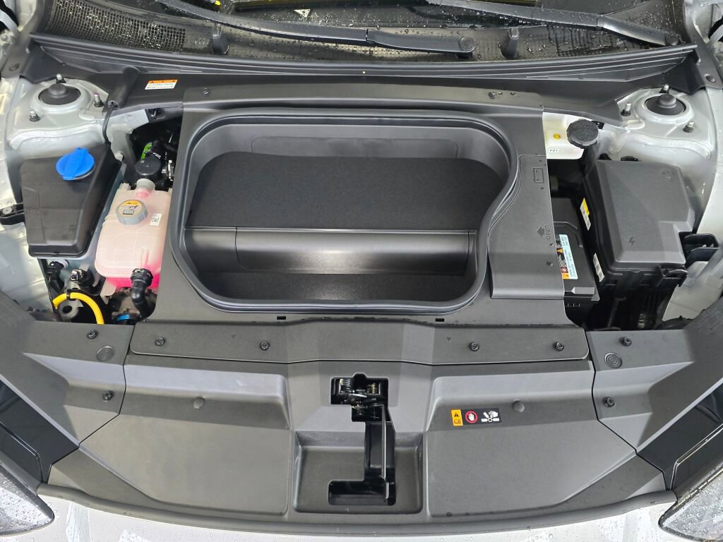 New 2025 Hyundai Ioniq 6 SEL image 12