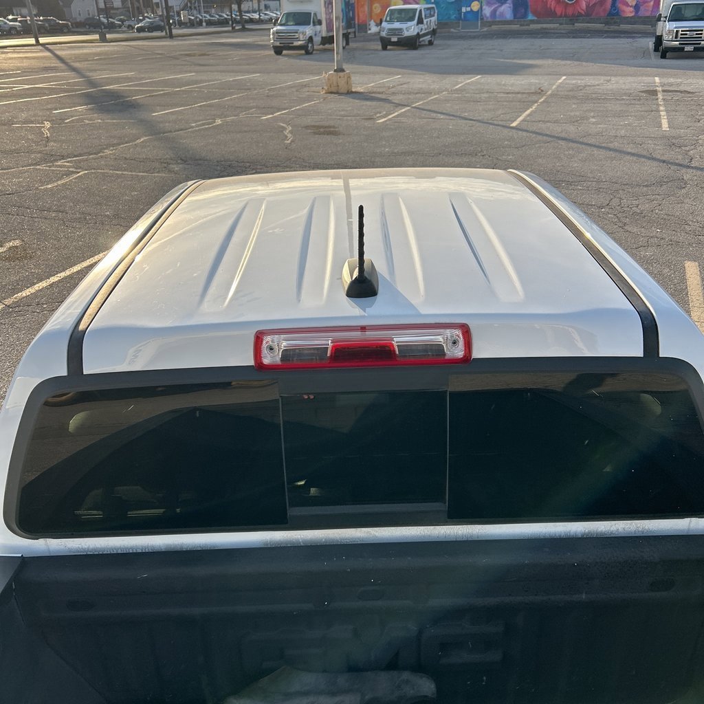 Used 2020 GMC Canyon SLE w/ SLE Convenience Package image 9