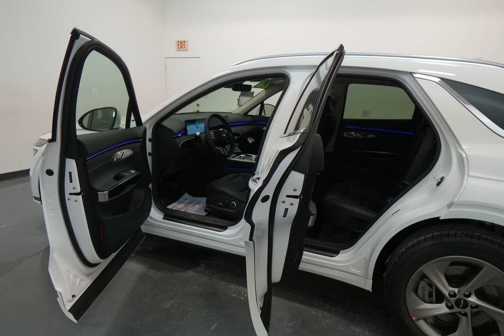 New 2026 Genesis GV70 2.5T image 21