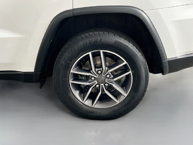 Used 2019 Jeep Grand Cherokee Limited AWD/4WD image 37