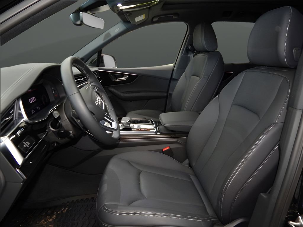 Used 2025 Audi Q7 3.0T Premium Plus image 17
