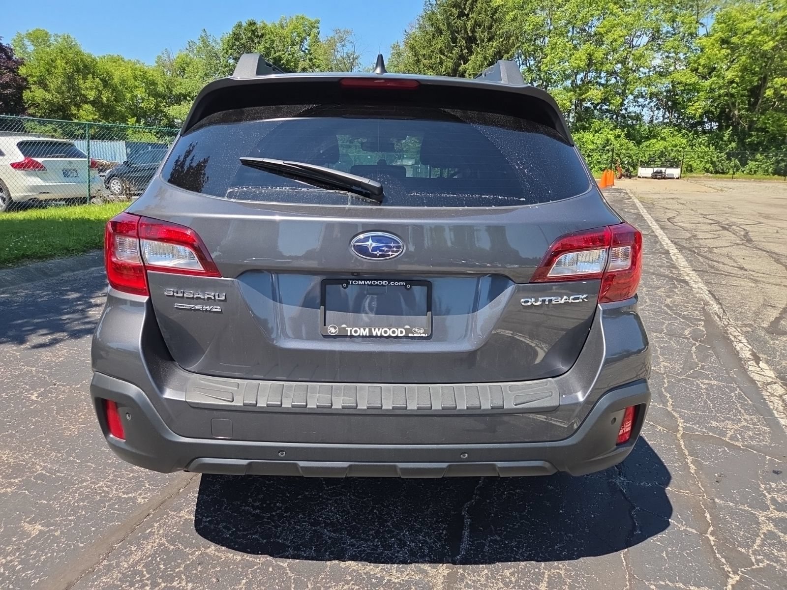 Used 2018 Subaru Outback 2.5i Limited AWD/4WD image 9