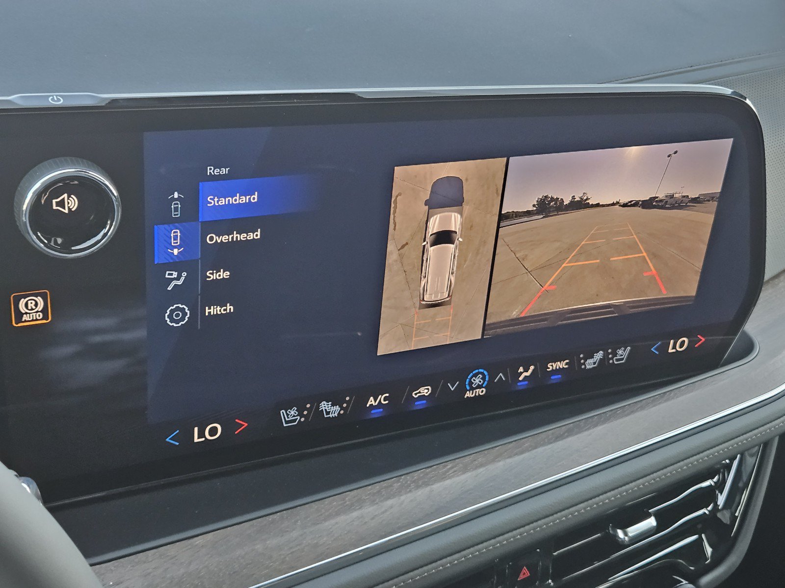 New 2026 Chevrolet Tahoe High Country AWD/4WD image 13