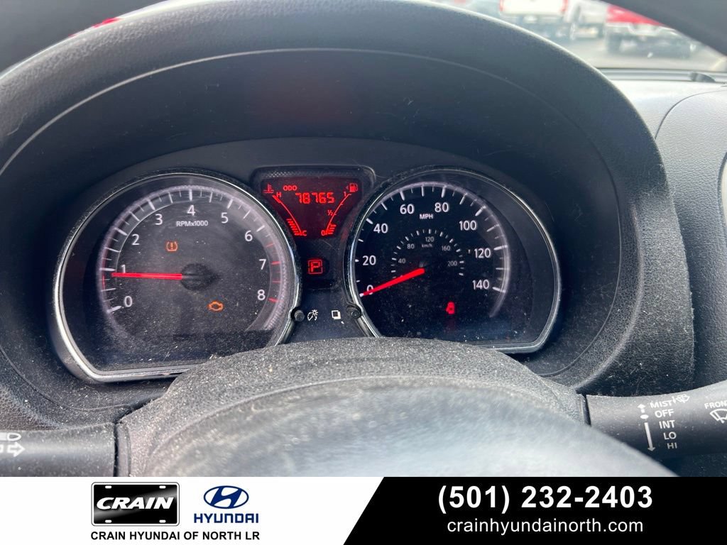 Used 2013 Nissan Versa SV FWD image 1