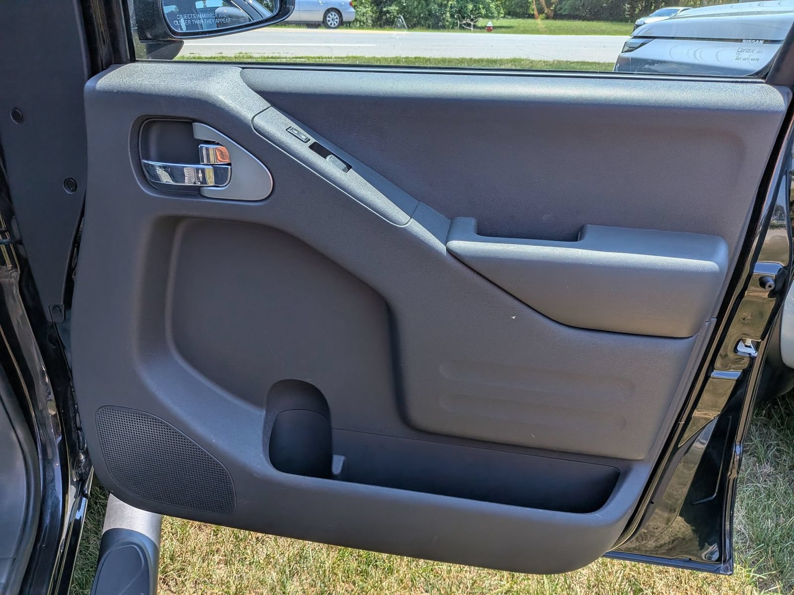 Certified 2018 Nissan Frontier SV w/ Value Truck Package AWD/4WD image 29