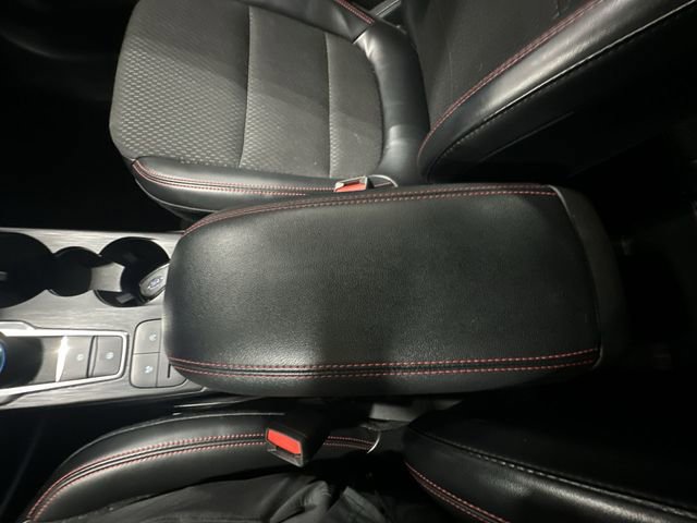Used 2025 Ford Escape ST-Line FWD image 28