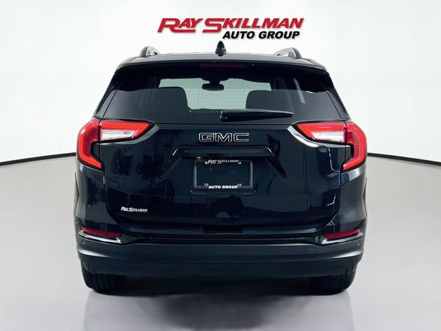 Used 2022 GMC Terrain SLE w/ Driver Convenience Package FWD image 6