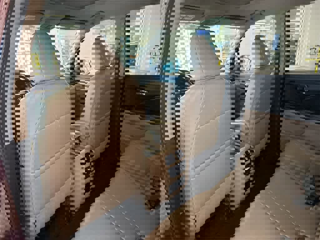 Used 2017 Honda Pilot EX-L image 18