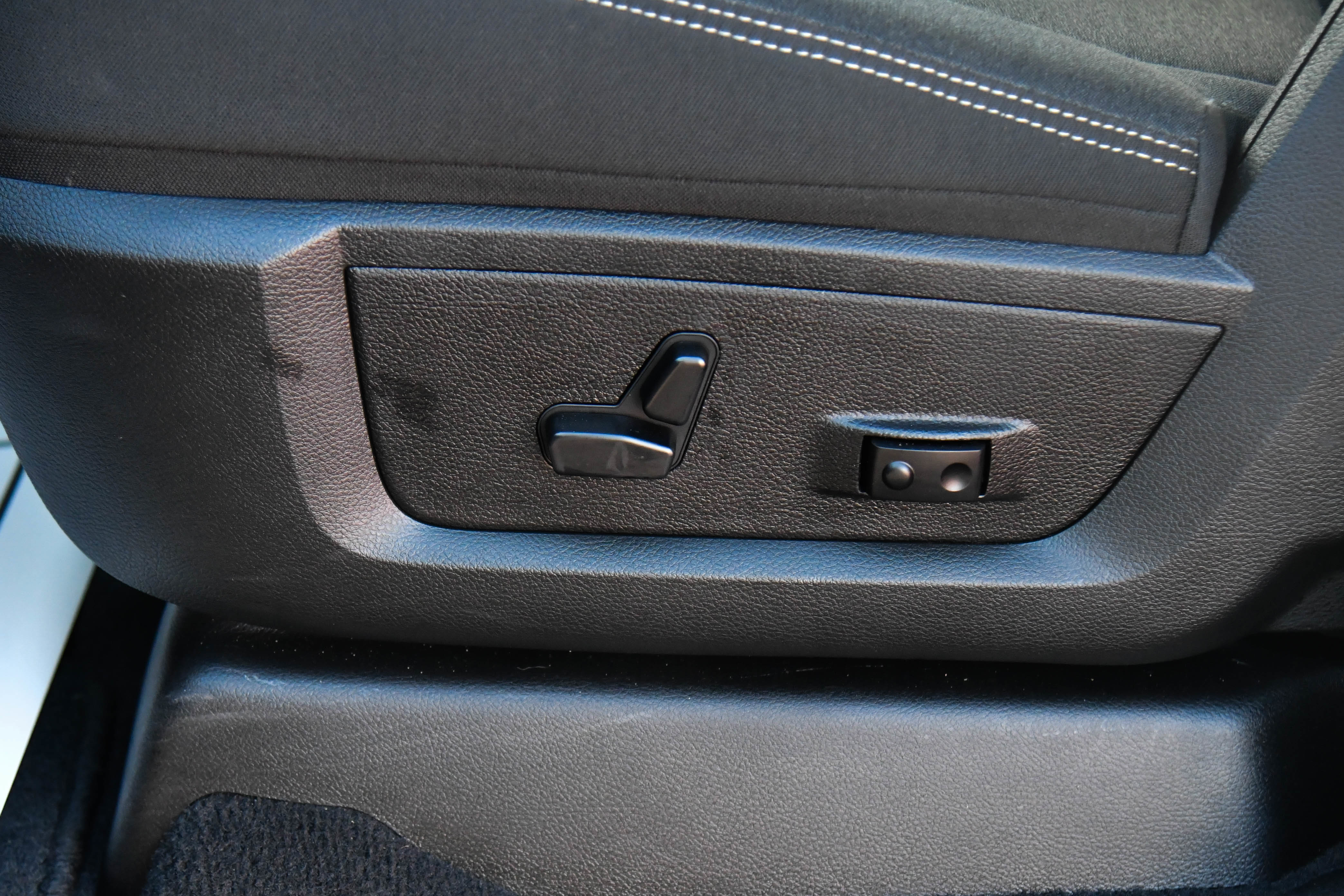 Used 2025 RAM 2500 Big Horn image 18