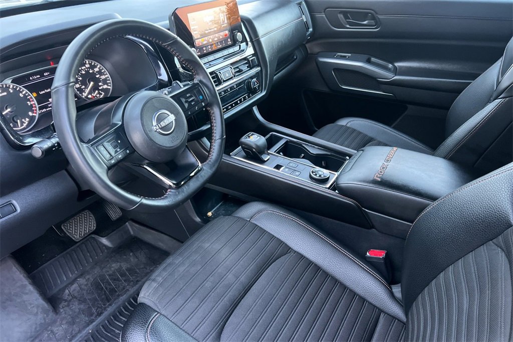 Used 2024 Nissan Pathfinder Rock Creek image 12