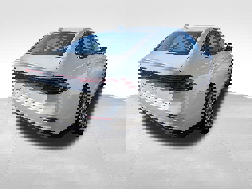 Used 2024 Honda Accord LX image 2