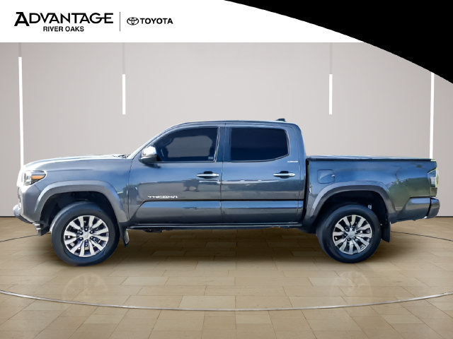 Used 2023 Toyota Tacoma Limited AWD/4WD image 5