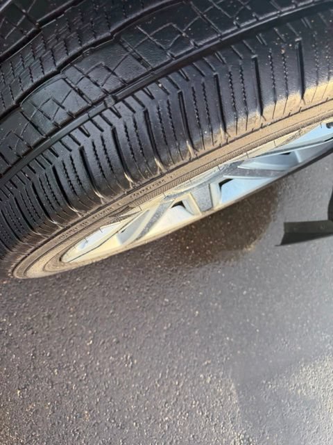 Used 2016 Cadillac Escalade Premium RWD image 14