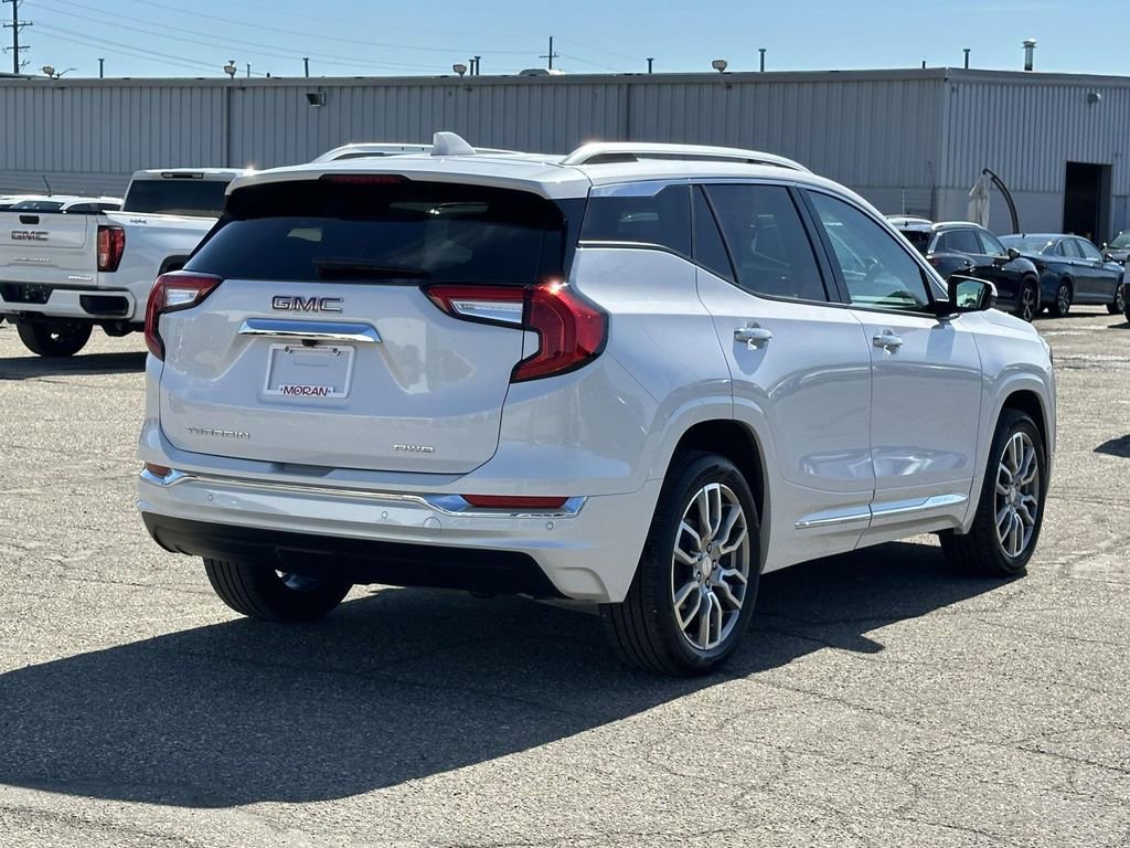 Certified 2024 GMC Terrain Denali w/ Denali Premium Package image 4