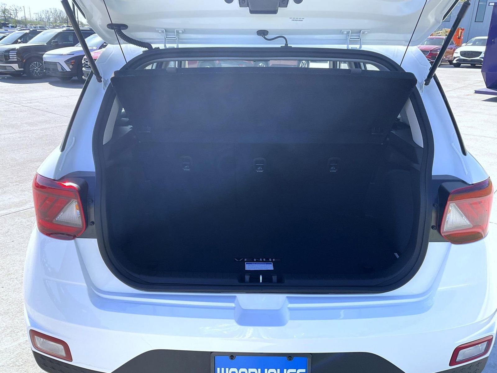 New 2026 Hyundai Venue SEL FWD image 9