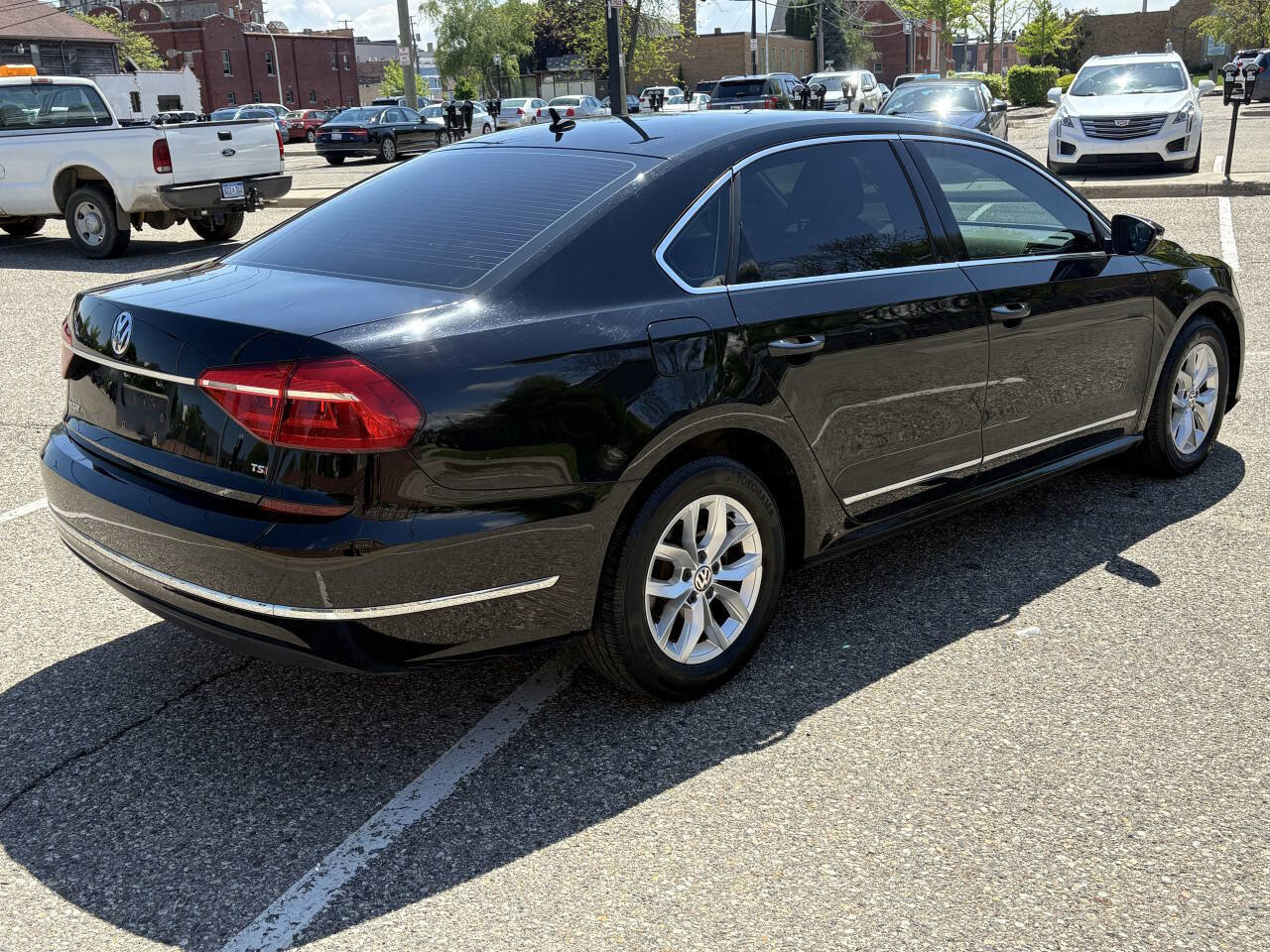 Used 2016 Volkswagen Passat 1.8T S image 17