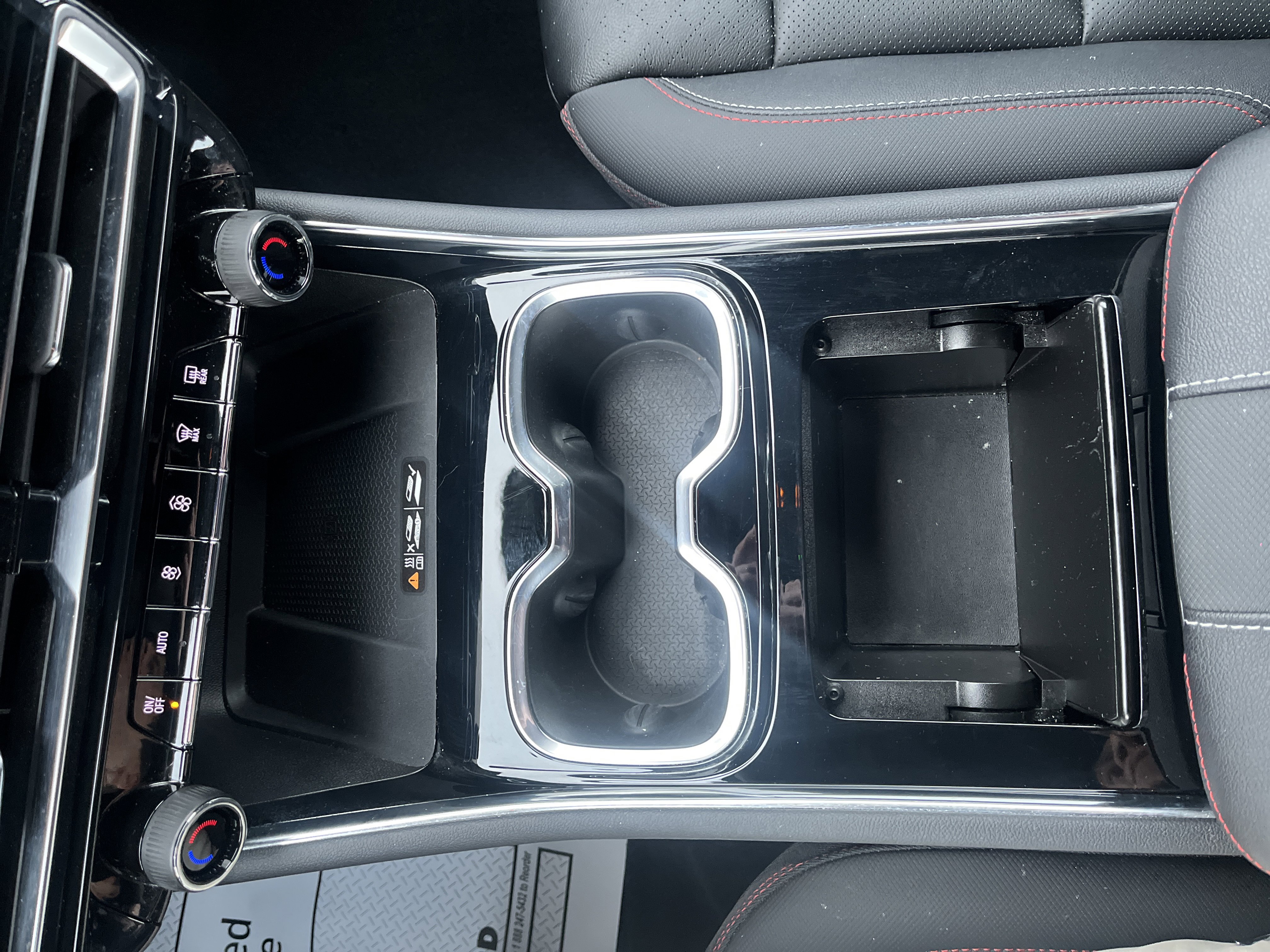 Used 2024 Chevrolet Traverse RS w/ LPO, Floor Liner Package image 36