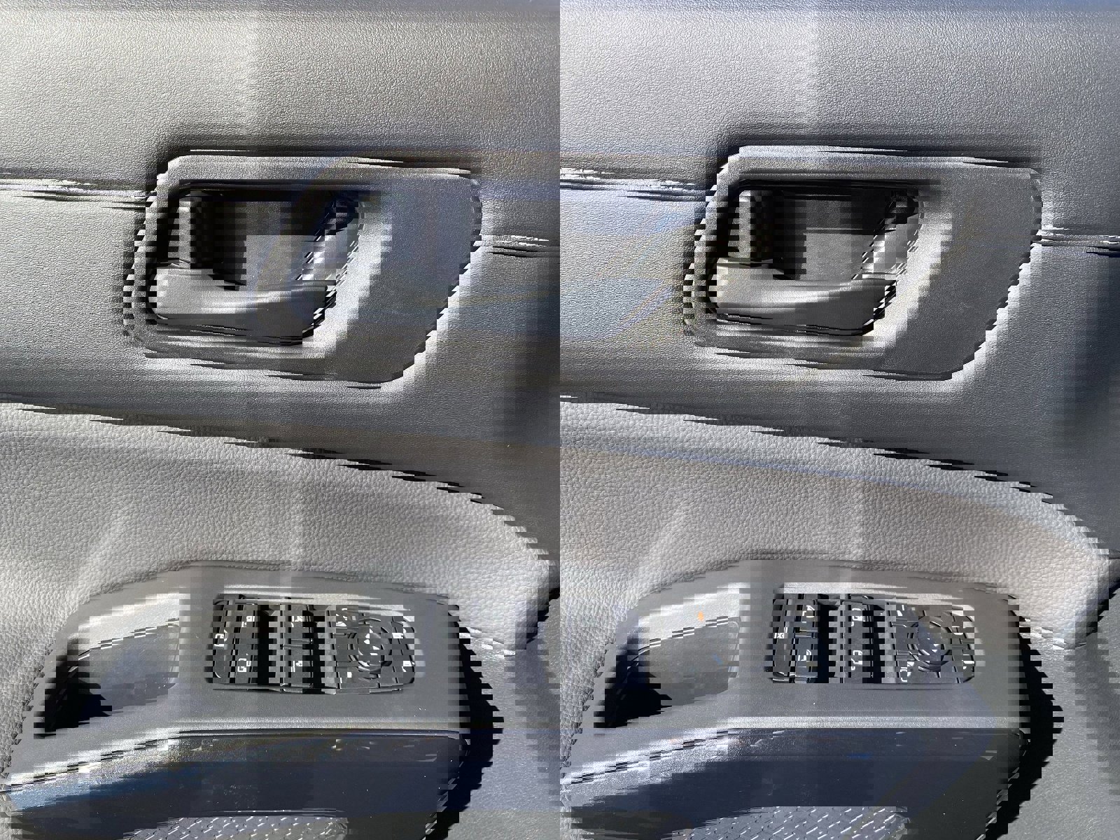 New 2025 Nissan Pathfinder SV image 23