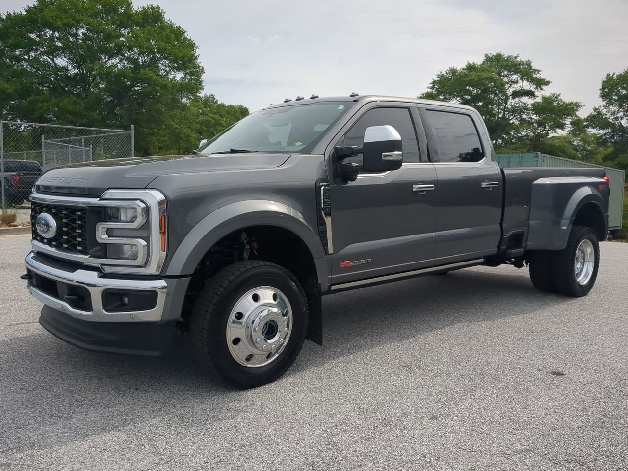 Certified 2025 Ford F450 Lariat w/ Lariat Ultimate Package AWD/4WD image 6