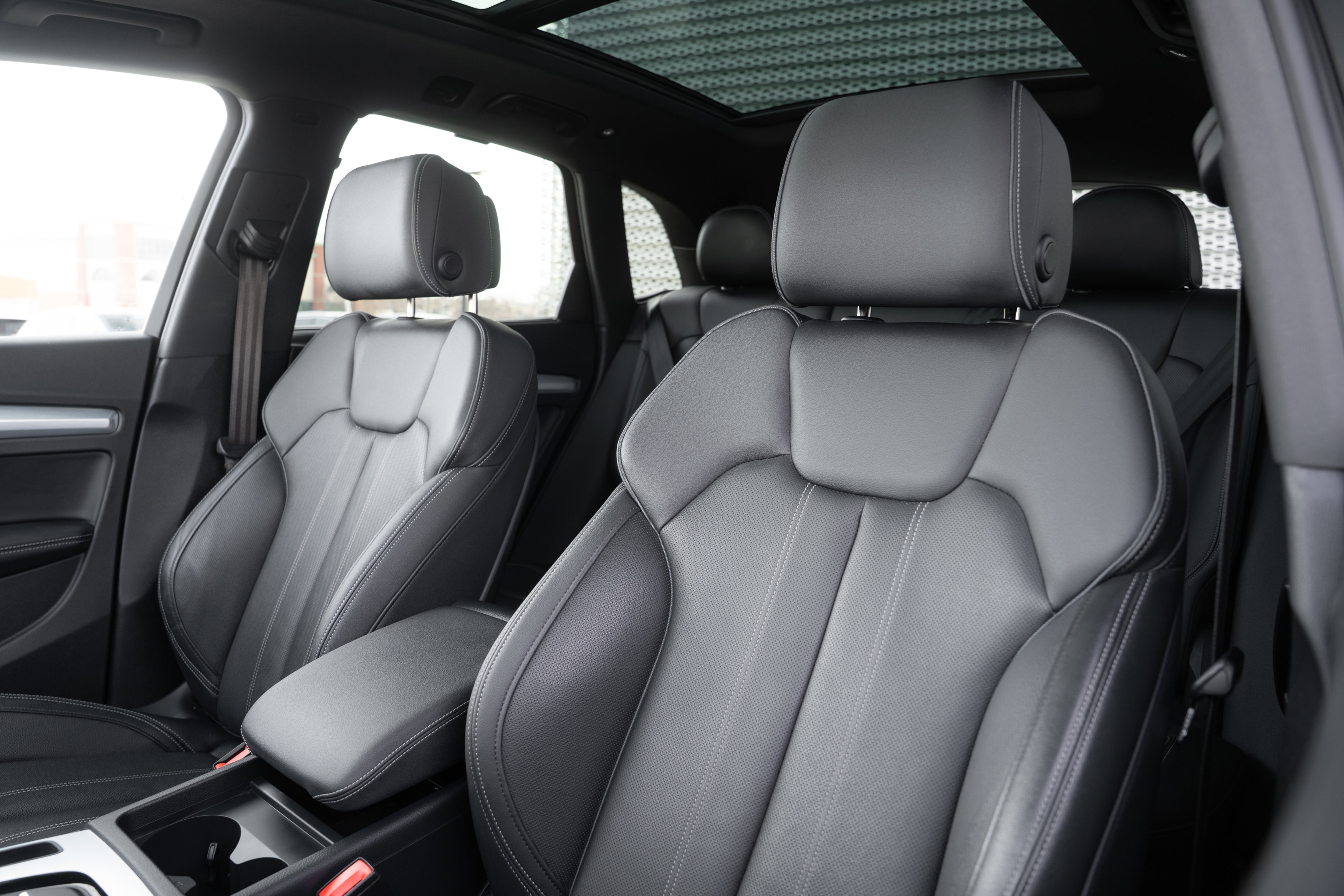 Certified 2025 Audi Q5 Prestige image 24