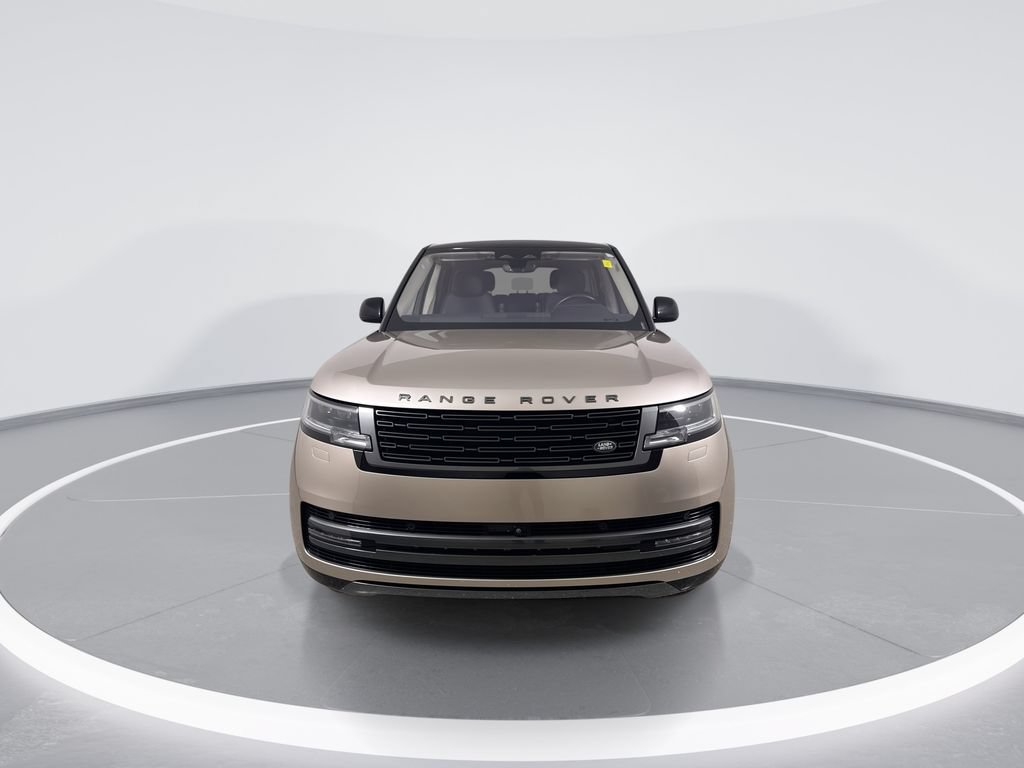 Used 2023 Land Rover Range Rover SE AWD/4WD image 3