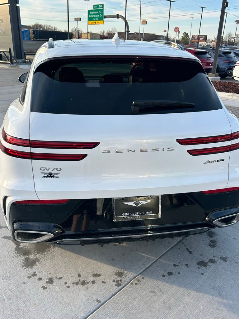 Used 2026 Genesis GV70 3.5T Sport Prestige image 5