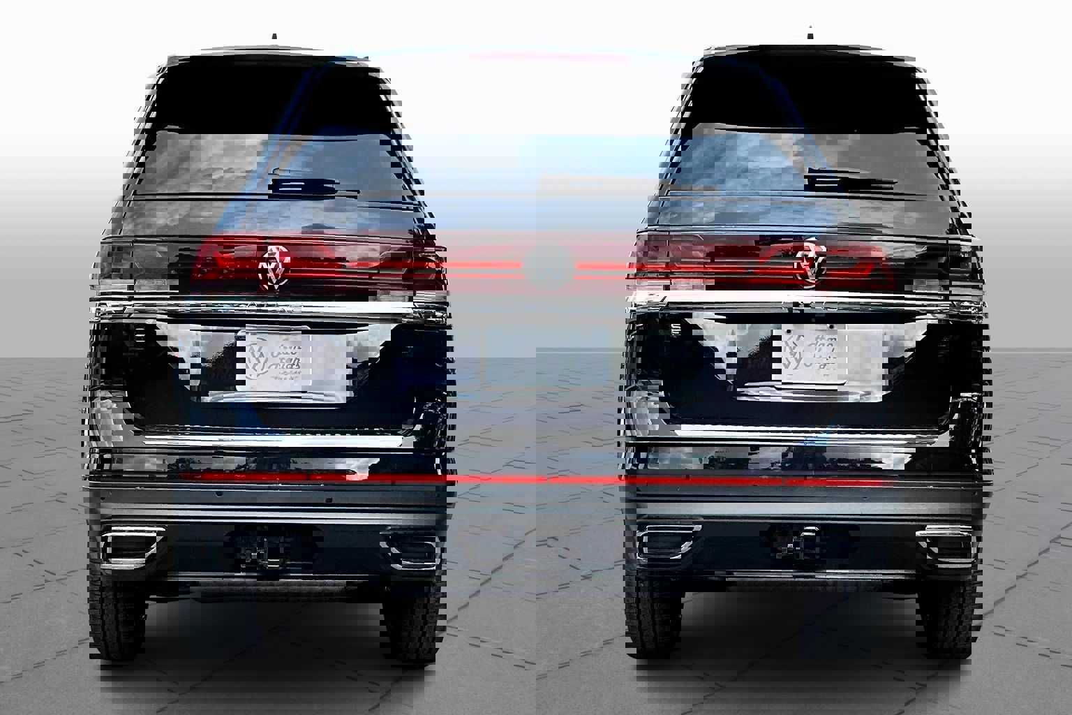 New 2026 Volkswagen Atlas SE image 4