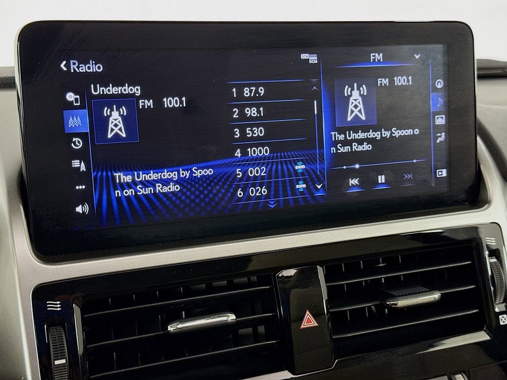 Used 2023 Lexus GX 460 Premium w/ Premium Package image 15