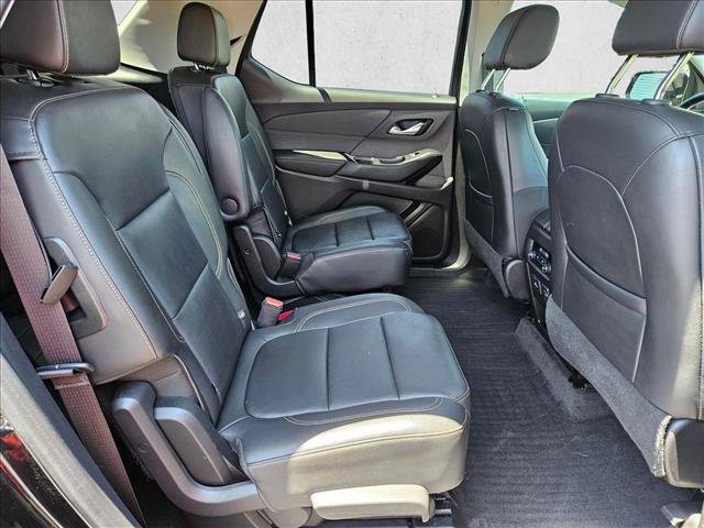 Used 2020 Chevrolet Traverse RS FWD image 25