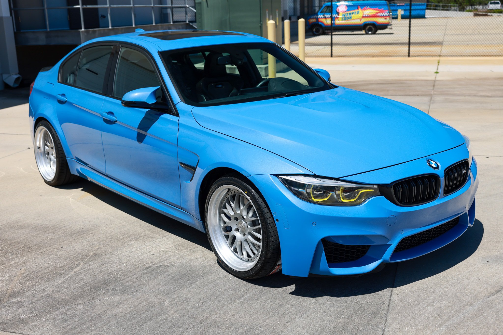 Used 2018 BMW M3 RWD image 19