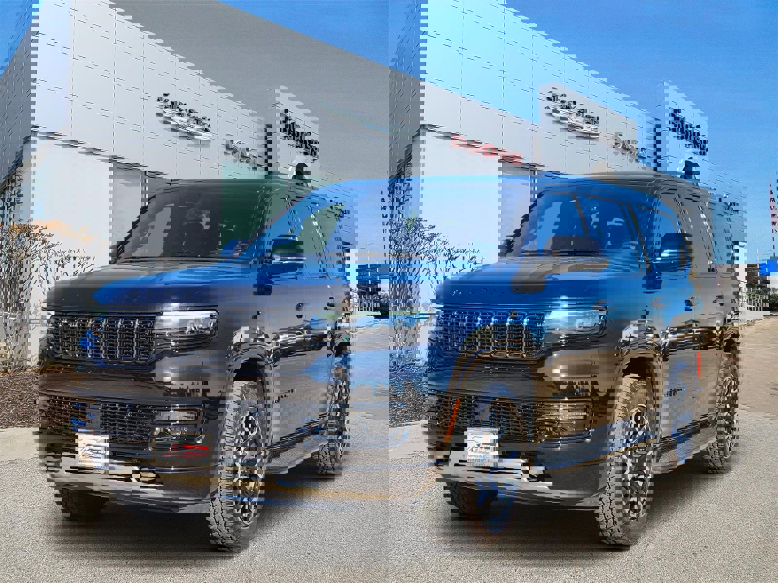 Certified 2025 Jeep Wagoneer Series II image 2