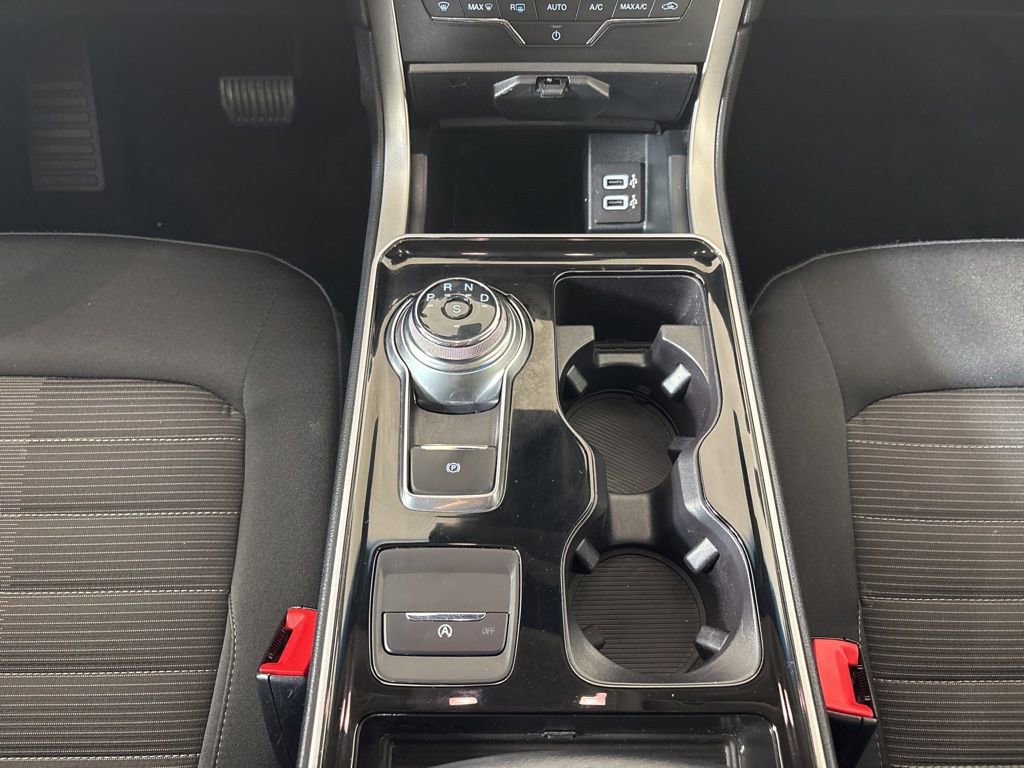 Used 2019 Ford Edge SEL image 22