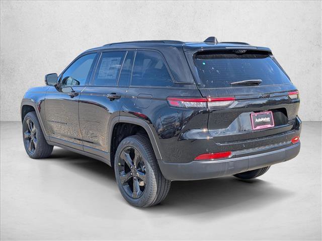 New 2025 Jeep Grand Cherokee Limited w/ Luxury Tech Group II image 8