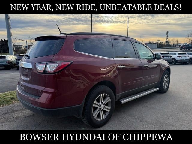 Used 2017 Chevrolet Traverse LT image 6