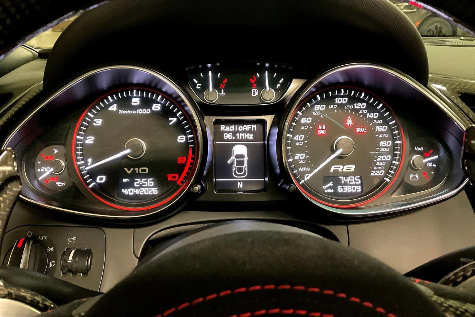Used 2011 Audi R8 V10 image 22
