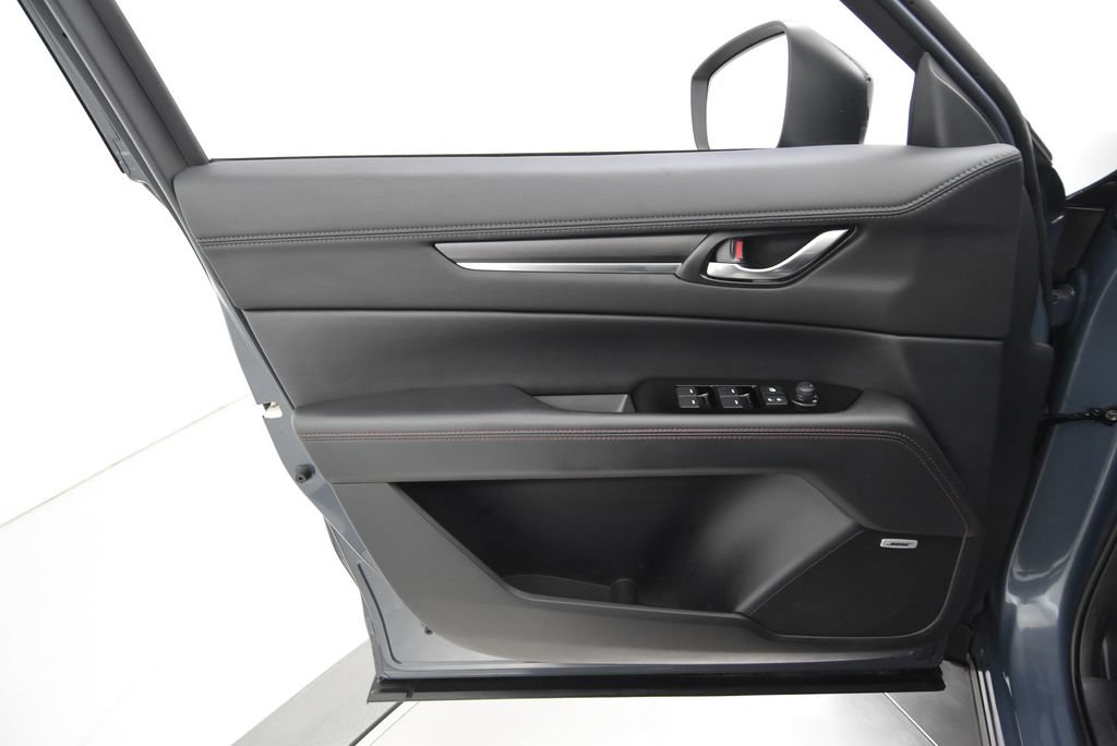 Certified 2025 MAZDA CX-5 Carbon Edition AWD/4WD image 32