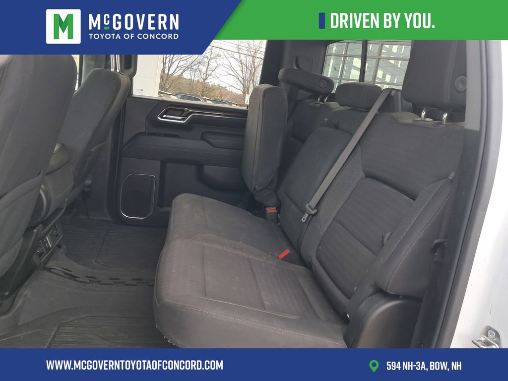 Used 2024 GMC Sierra 3500 SLE w/ SLE Value Package image 13