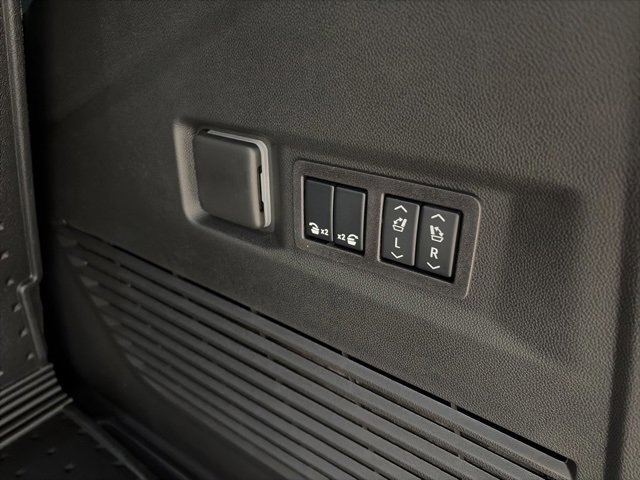 New 2026 Chevrolet Tahoe High Country image 17